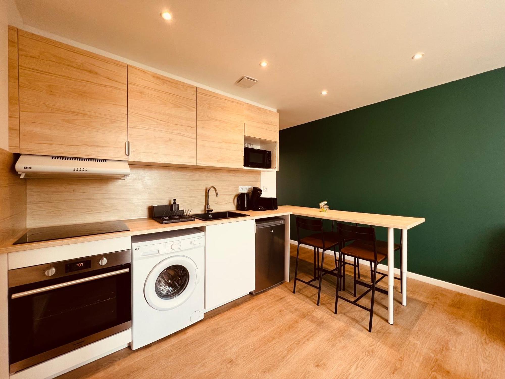Le Gatsby - Home Homy Montlucon Bagian luar foto